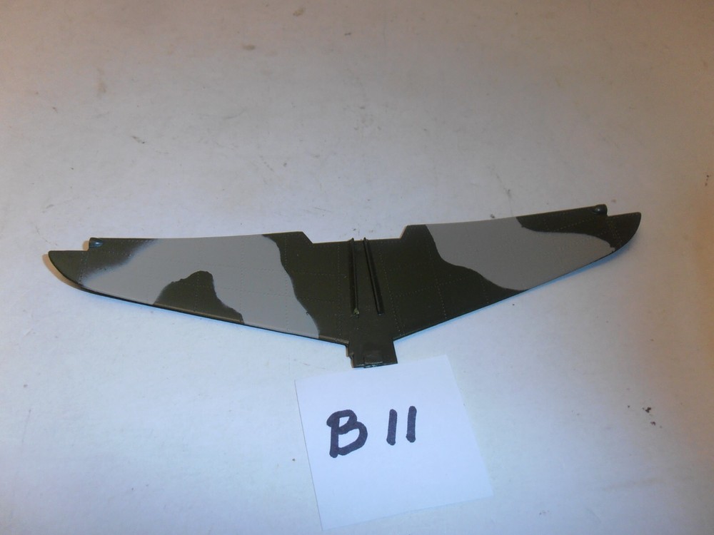 P-40 Stabilizer Color is Green Camo