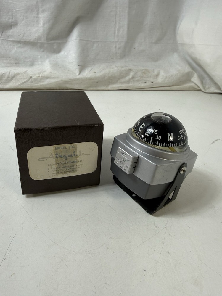 Vintage Airguide Model 79C Deluxe Auto Compass Illuminated Chrome Matte w/ Box