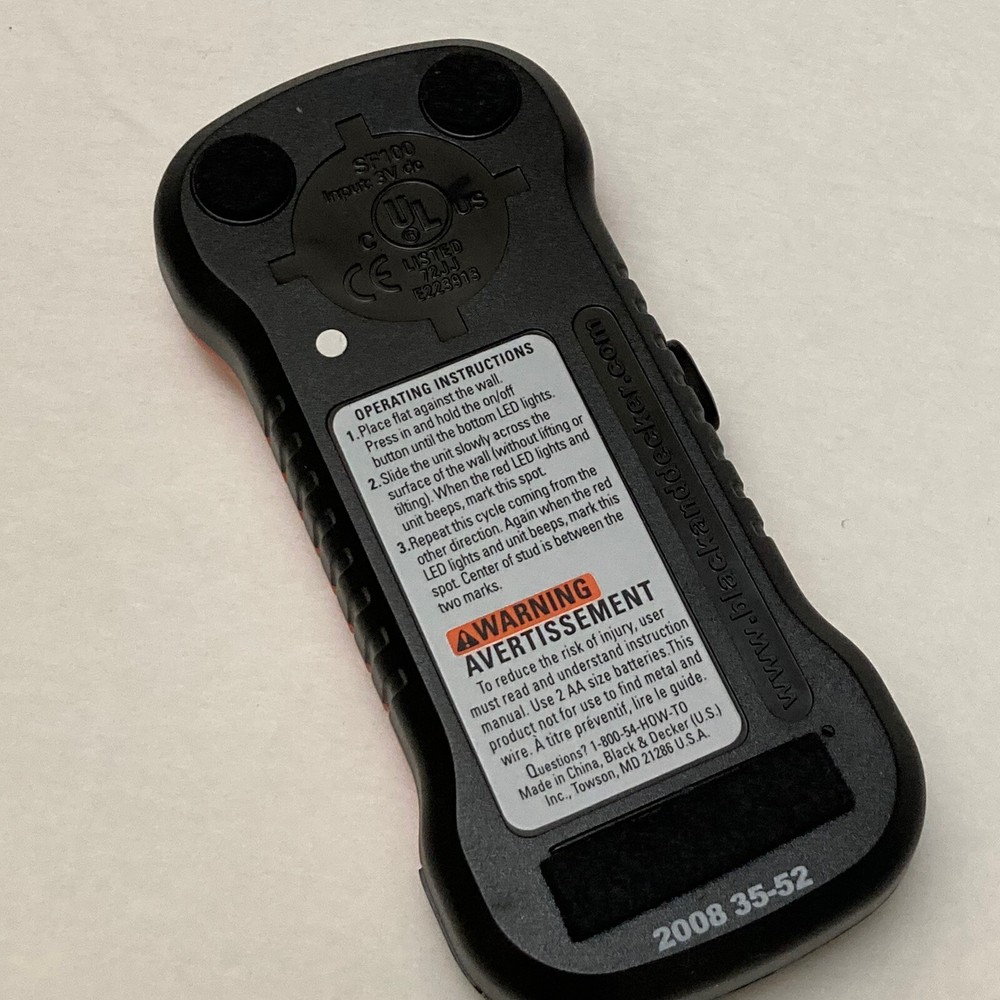 Black and Decker SF100 Stud & Metal Sensor Finder LED Indicators