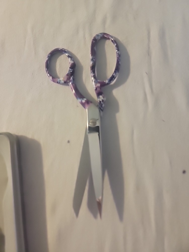 Gingher Designer's Series 8" Scissors "Charlene"