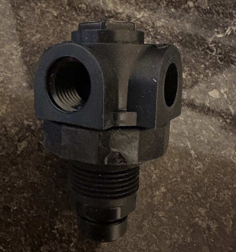 Watts P60, 1DMK5 Plastic Water Pressure Regulator