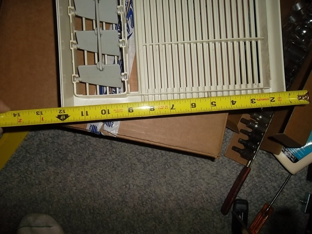 Fedders Ac model: A6X05F2A Front panel frame with Filter.