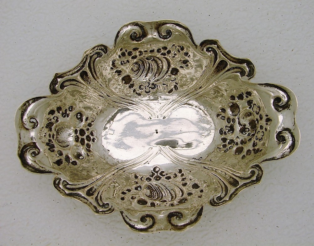 Breslau German Solid Silver Dish Bowl Hand Hammered Hallmarked AP c1737-45