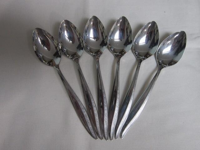 Oneida Craft Stainless Deluxe Flatware - Textura- 6 Teaspoons