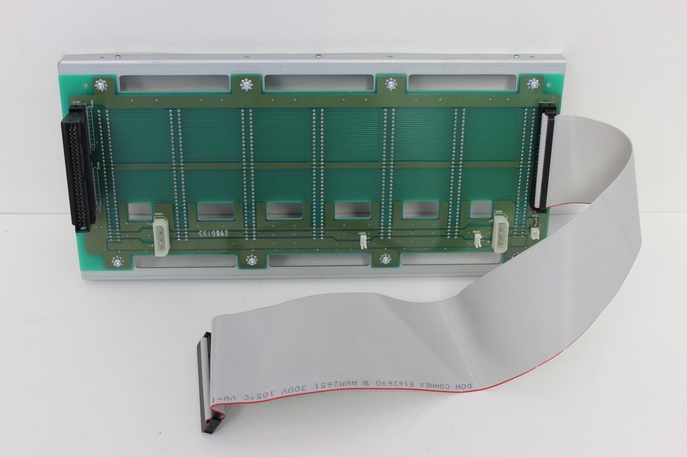 HP SURESTORE CD SERVER TOWER BACKPLANE BOARD HP-99400001  WITH WARRANTY