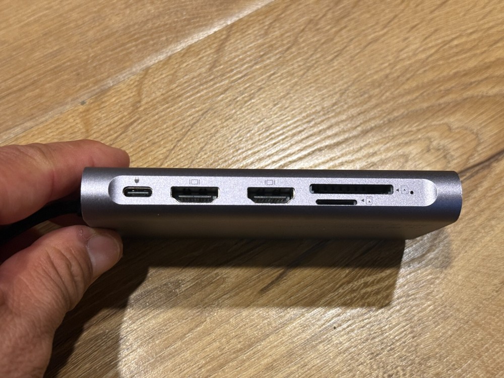 UtechSmart USB Type-C Hub Pro Model UCN 3270 Tested Works Excellent