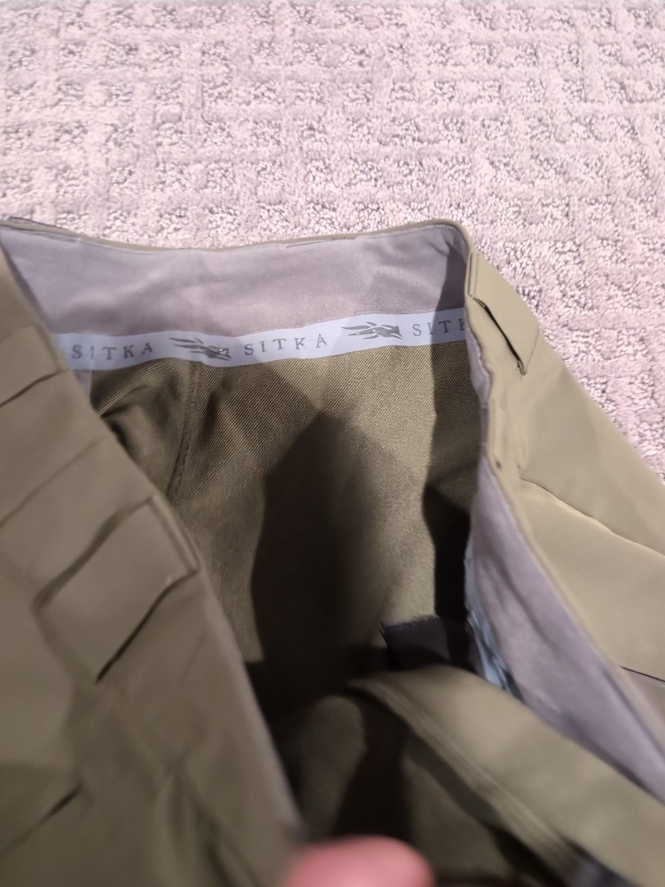 Sitka Mountain Pant 36 Regular Covert Nice Condition