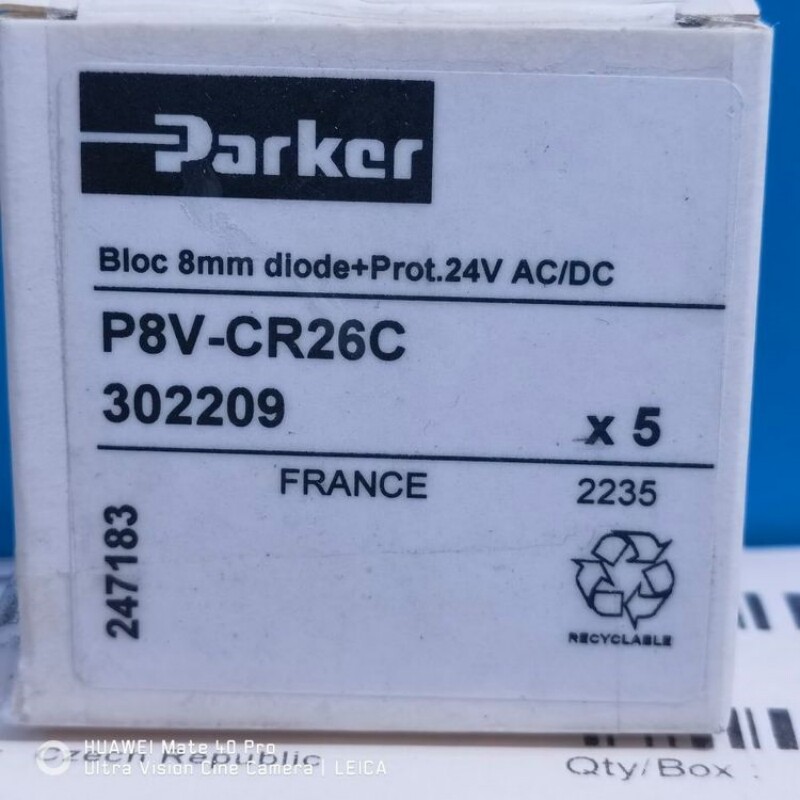 1PC New Parker P8V-CR26C Pneumatic Valve DHL Expedited Shipping