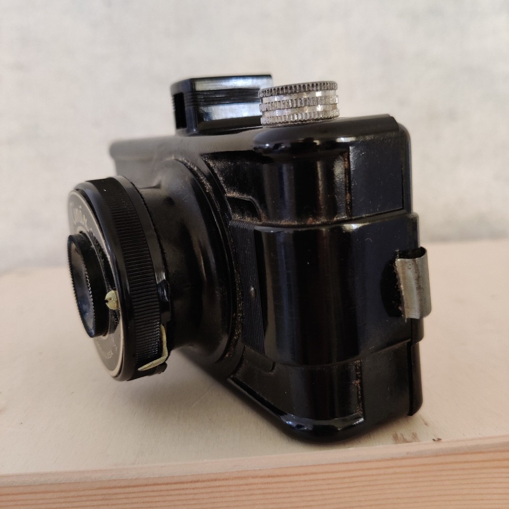 Vintage Cinex "Candid Camera" art deco
