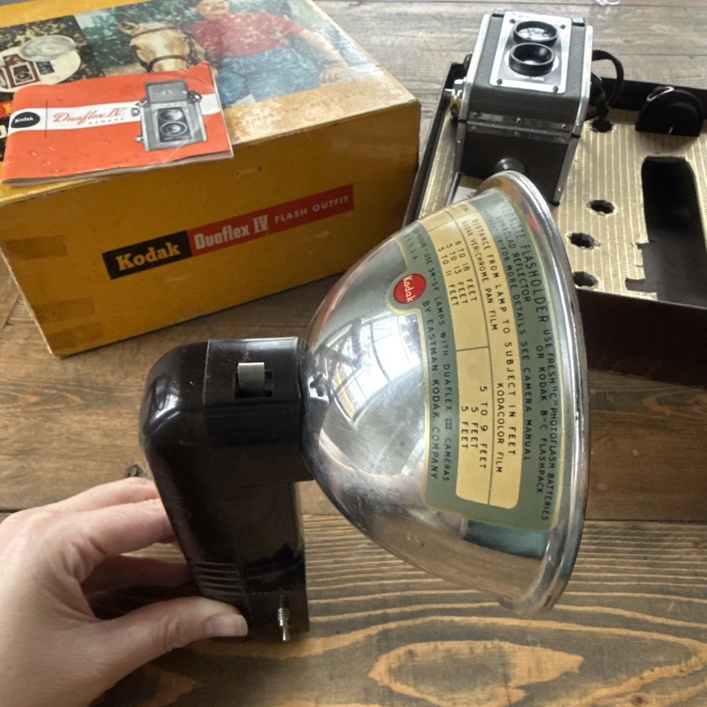 Vintage Kodak Duaflex IV Box Camera - UNTESTED With Original Box & Flash Camera