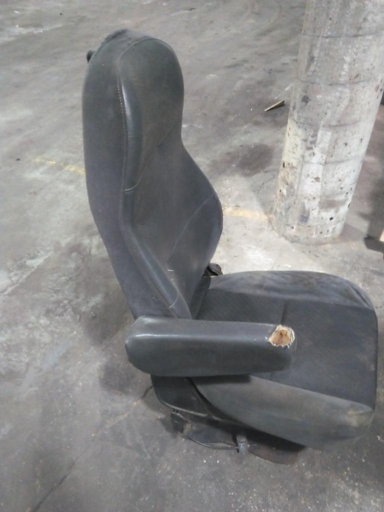 Replaces 2016 HINO 268 FRONT SEAT , MS