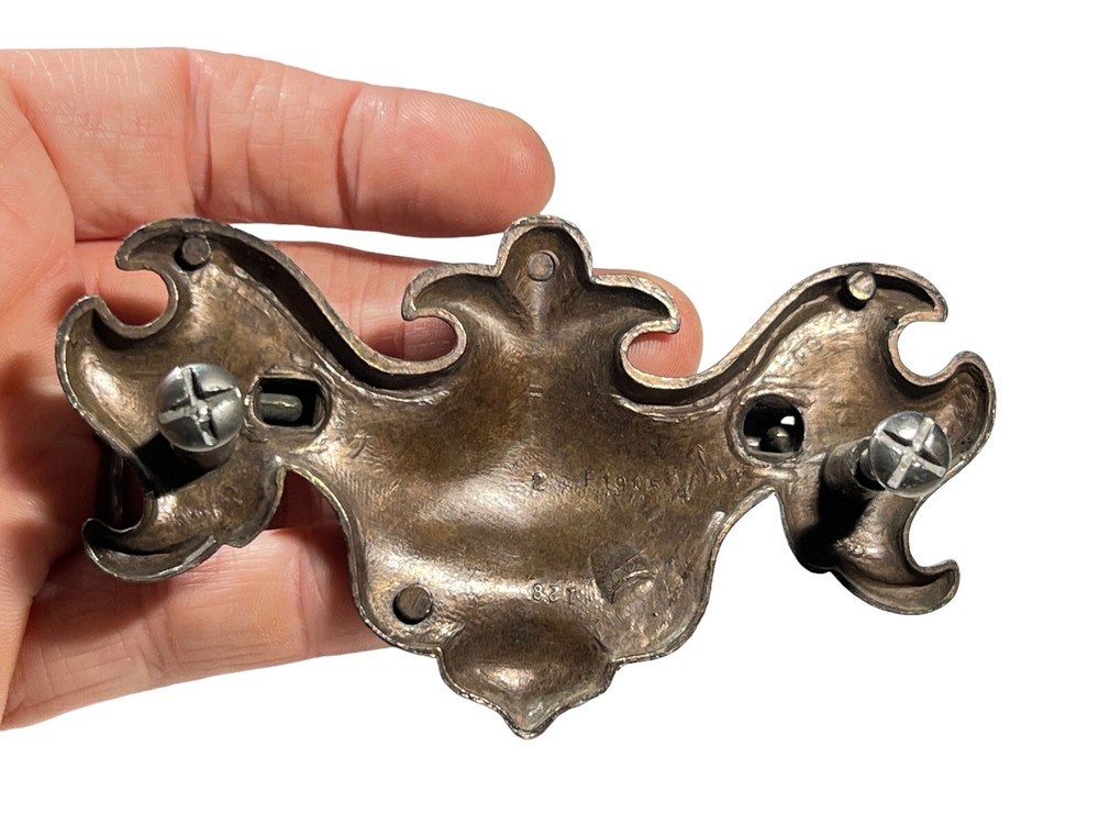 Vintage Single Brass Replacement Drawer Handle Pull Colonial Winged