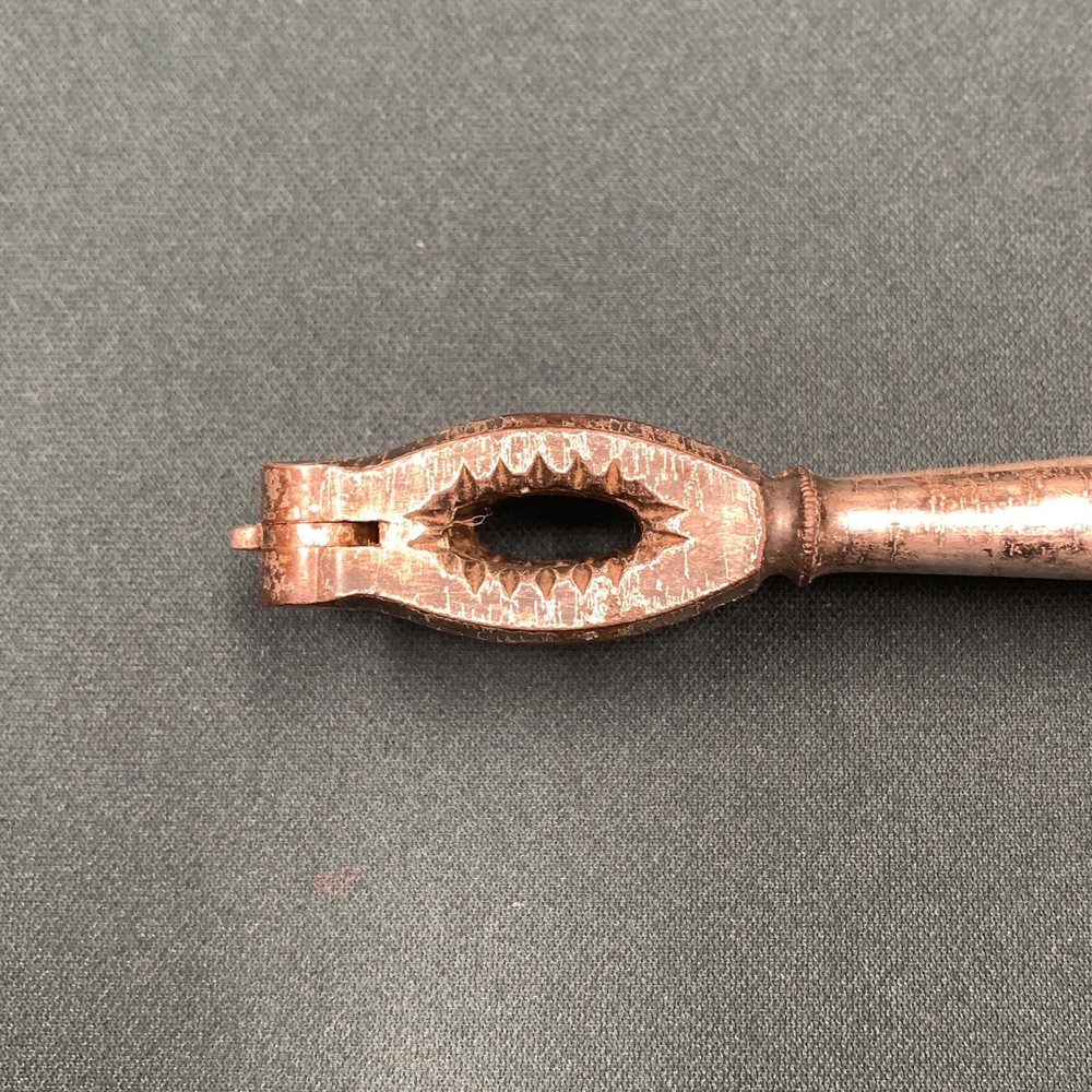 ANTIQUE REVERSiBLE PLATED STEEL NUTCRACKER NUT SHELL CRACKER