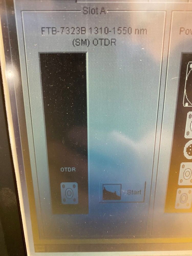 Exfo FTB-300 Universal test system with FTB-7300 OTDR Module, FTB-3920