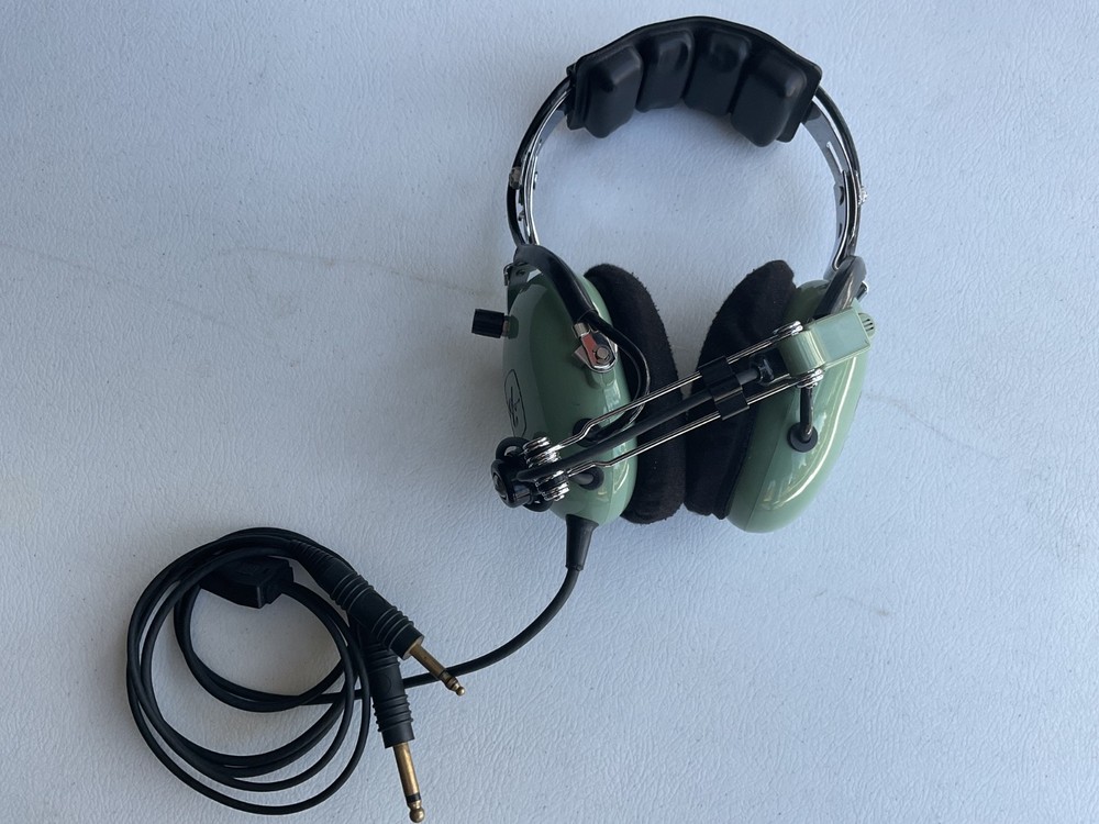 David Clark Model H10-40 Aviation Headset with M4 Microphone