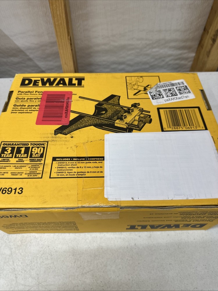 DeWALT Universal Edge Guide w/ Dust Collection DW6913