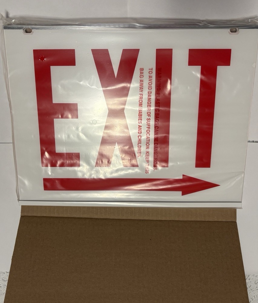 Cooper Lighting solutions ECHX1STAR Exit Right Arrow Chicago Approved, Right NEW