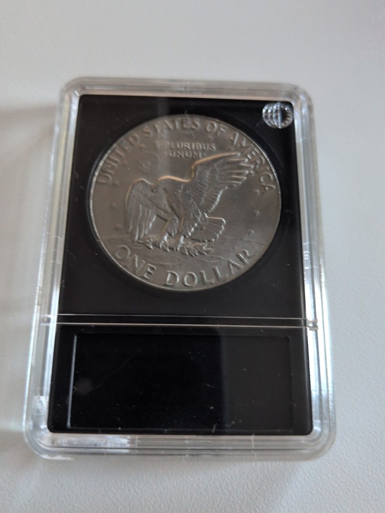 1978 D - Eisenhower Dollar Uncirculated!