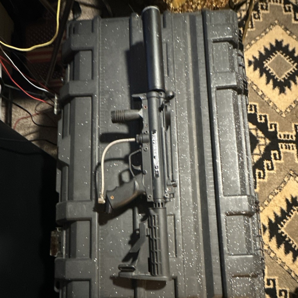 Tippmann 98 Custom Mechanical Paintball Marker Black