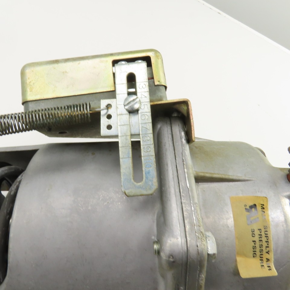 Powers Pneumatic Damper Actuator 30PSIG W/Positioning Relay