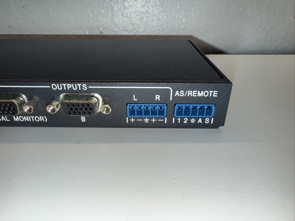 Extron SW2 VGA DA2 A/AF Switcher Auto Switch