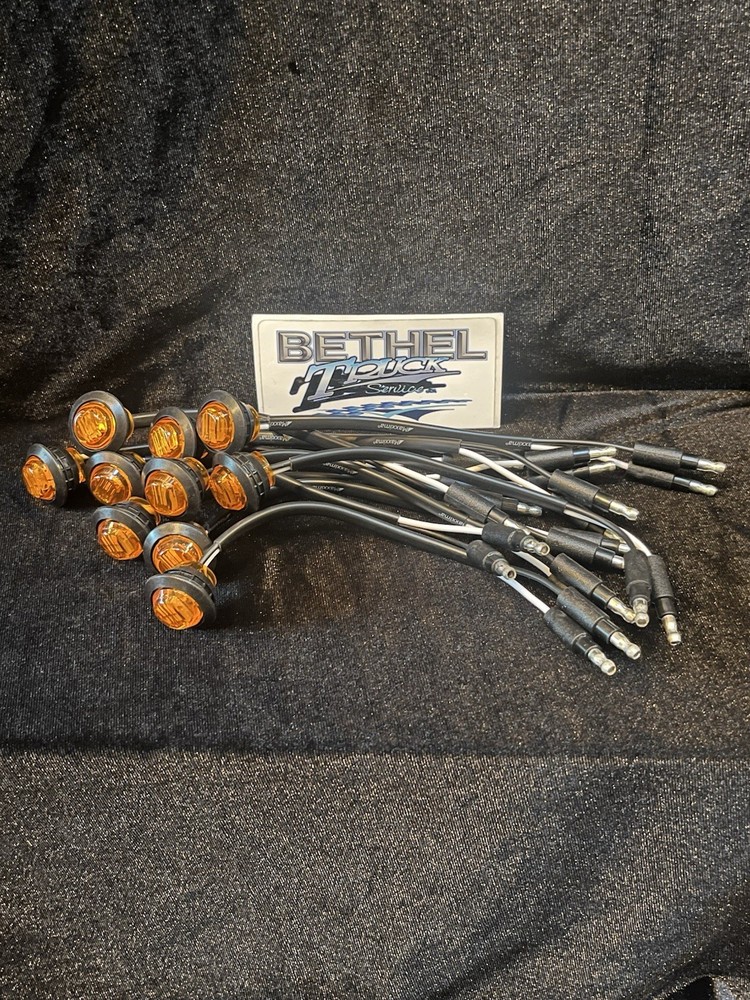 10 Maxxima 3/4" Round Amber 3 LED Penny Marker Clearance Button Lights M09300Y