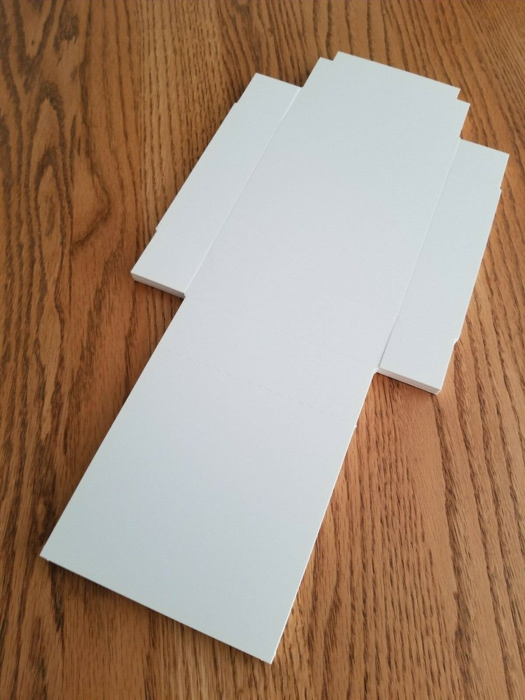 FB-8 Fold up boxes 24 count White 5-1/8" X 3-3/4"