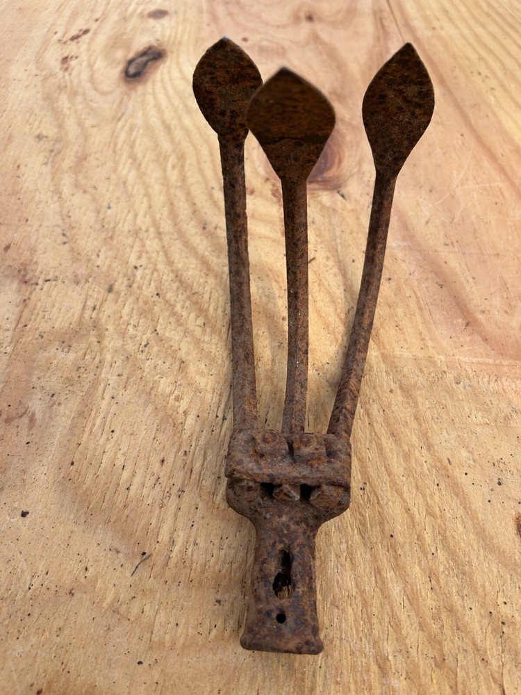 Cultivator Rake Head Rusty Rustic no handle Original Vintage Primitive Metal