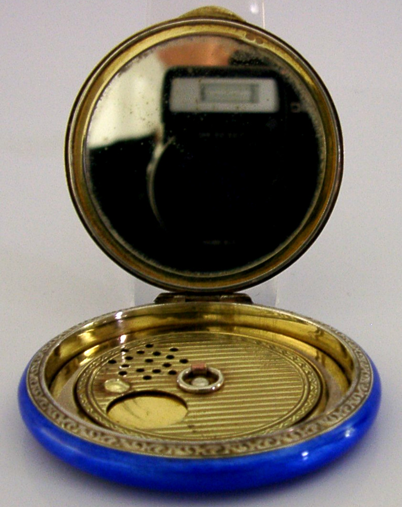 BEAUTIFUL SOLID STERLING SILVER ENAMEL COMPACT BOX 1927 ANTIQUE
