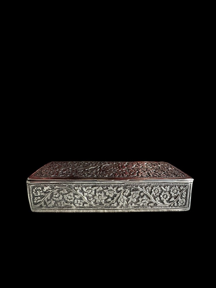 Fine Quality Antique Art Deco Anglo Indian Kashmir Solid Silver Snuff Box