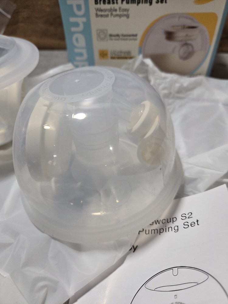 Phanpy Newcup S2 Bilateral Breast Pumping Cups Silicone *DAMAGED BOX*