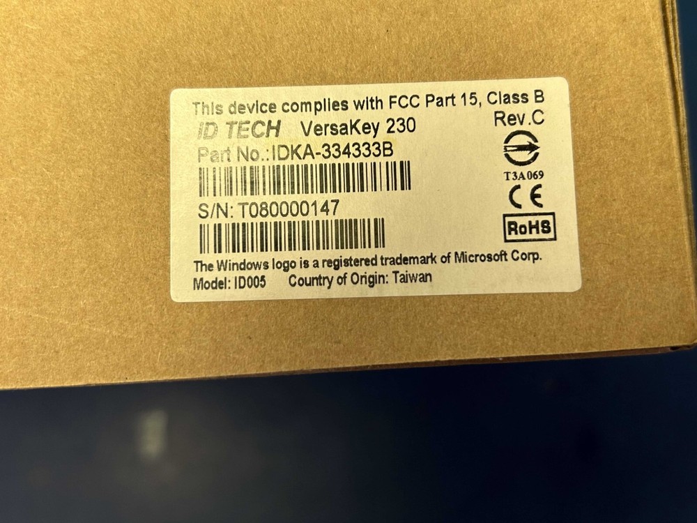 ID Tech VersaKey Compact POS Keyboard w/ MagStripe Reader IDKA-334333B