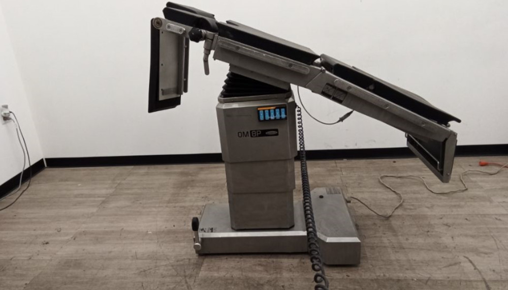 UZUMCU Om-8p Surgical Table A High End Functioning Table W/ Extra Extensions