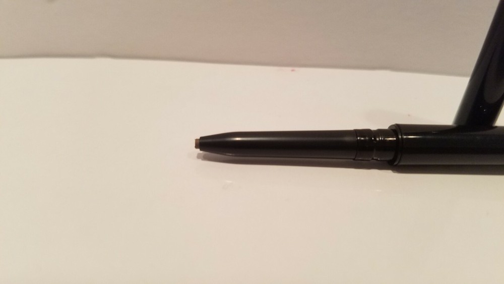Mally Universal Precision Eyebrow Wand Pencil 0.003 Oz
