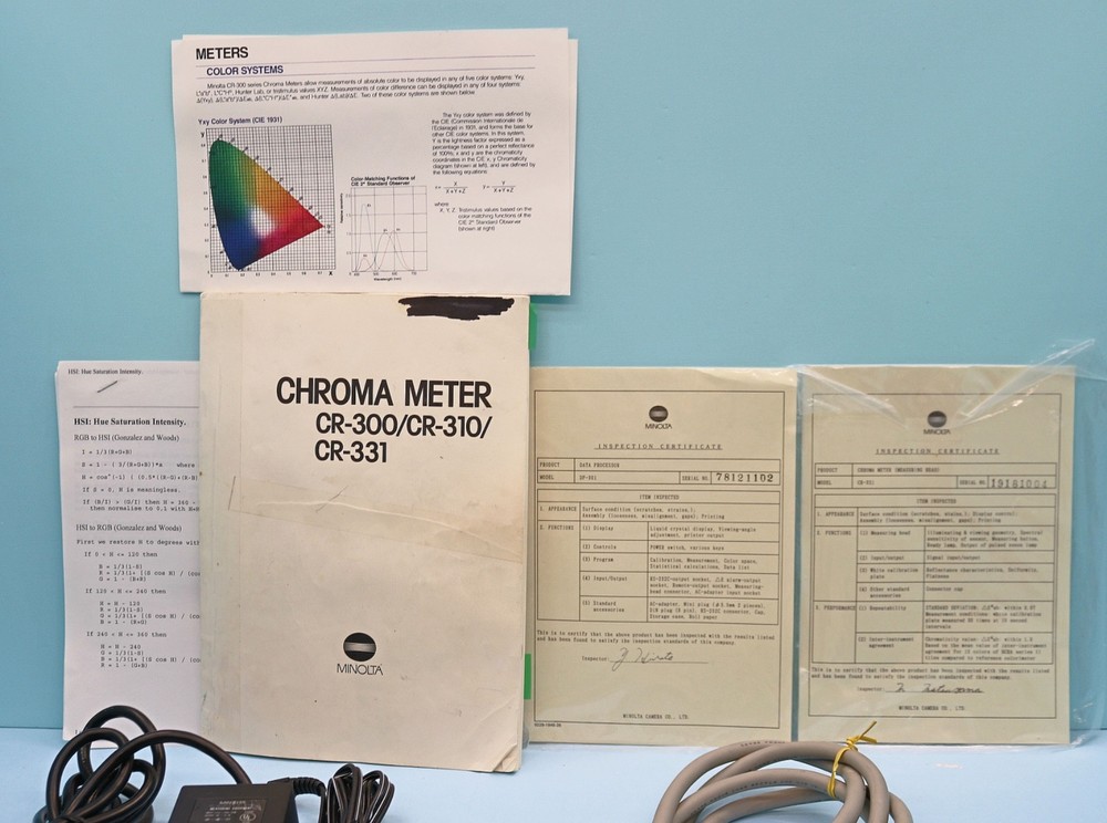 Konica Minolta CR-321 Chroma Meter & DP-301 Data Processor, Manual, Case
