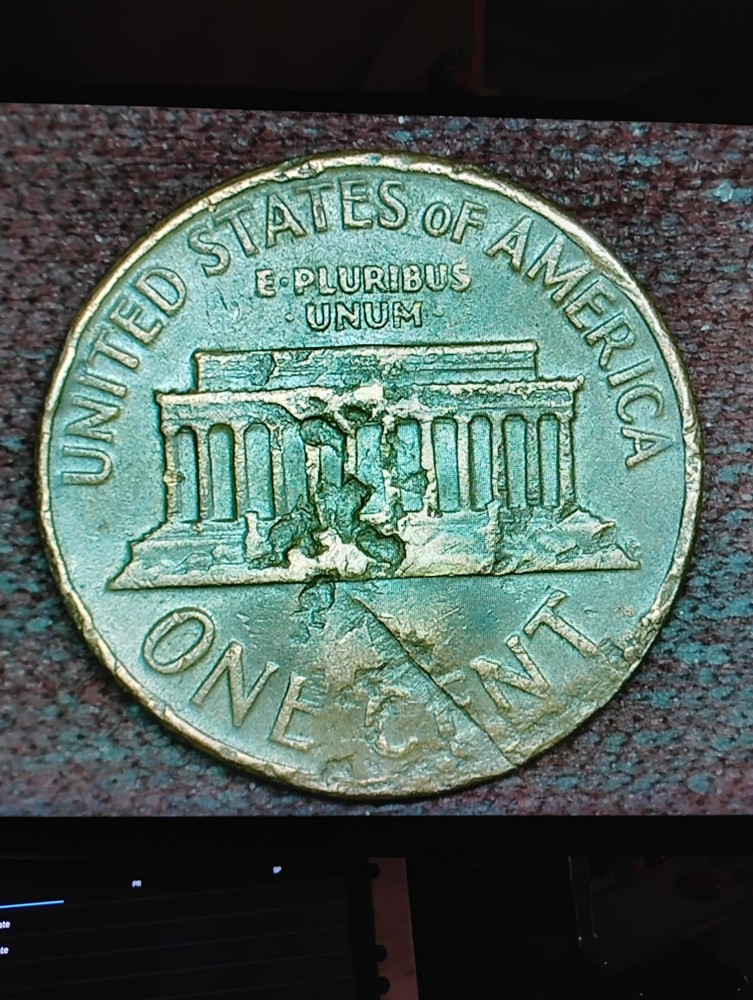 1963-D Memorial Cent With A STE- Struck Through Broken Dies?👍