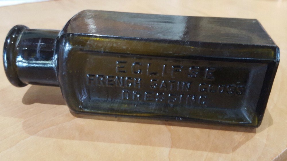ANTIQUE  OLIVE GREEN ECLIPSE FRENCH SATIN GLOSS DRESSING EMBOSSED BOTTLE