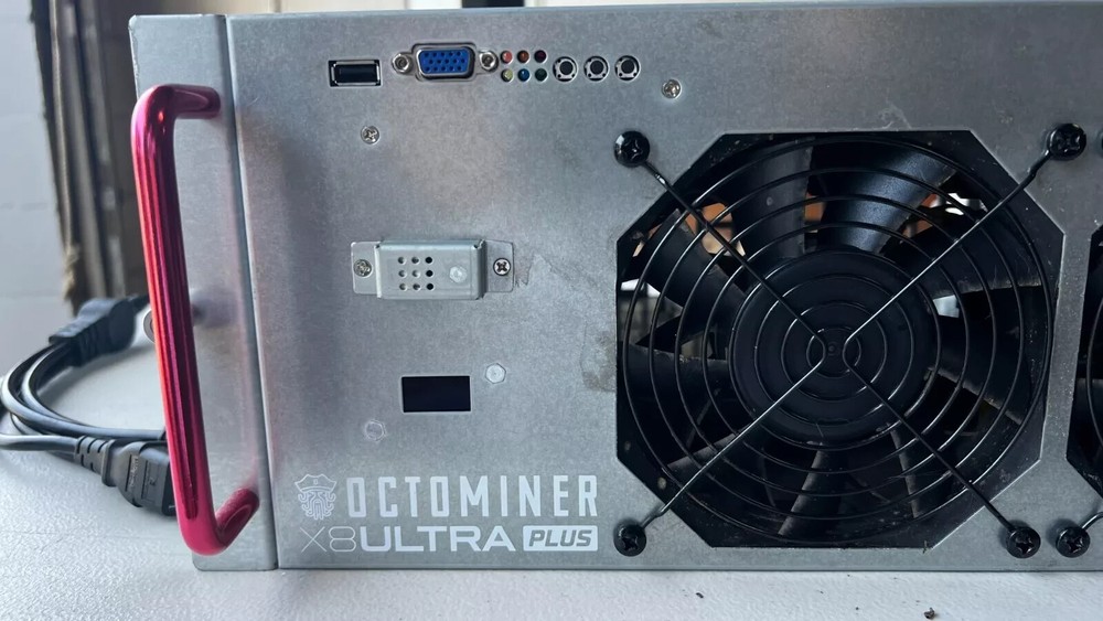 Octominer X8 ULTRA Plus 3000W