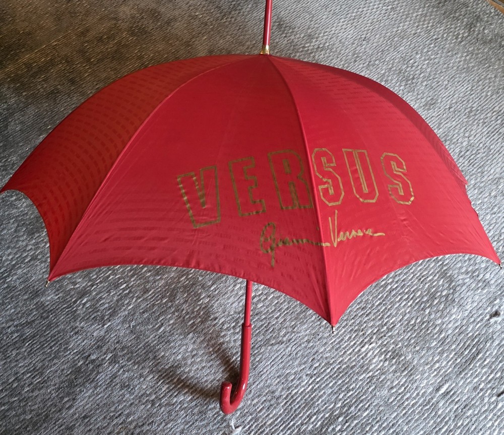 Giani Versace Versis Red Umbrella Limited Edition