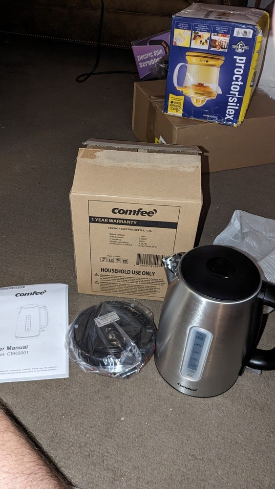 COMFEE' Stainless Steel Cordless Electric Kettle. 1500W Fast Boil with LED