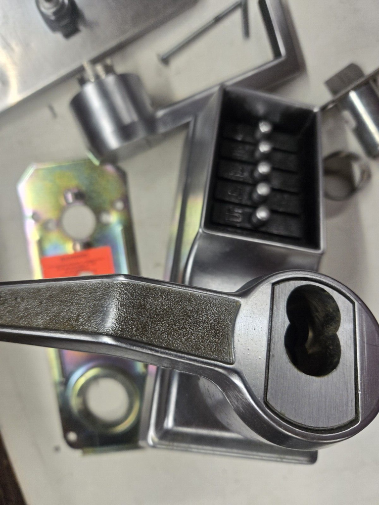 Kaba Simplex L1000 Series Cylindrical Lock left hand