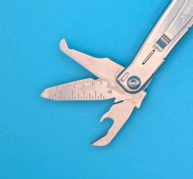 LEATHERMAN WINGMAN MULTI-TOOL! FAST SHIPPING!