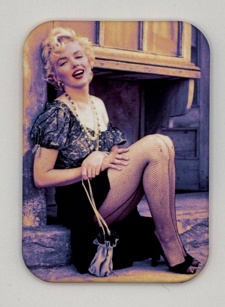 MARILYN MONROE MAGNET 2.5” X 3.5” ROUNDED CORNERS