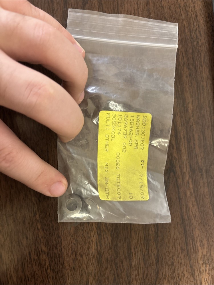 8 DeWalt Washer Springs 15846200