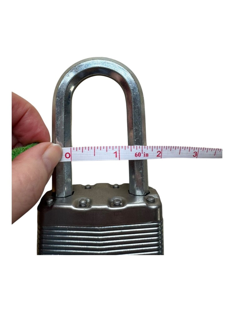 Master Lock Laminated Steel M13 Padlock With Key - 2 1/2" Shackle