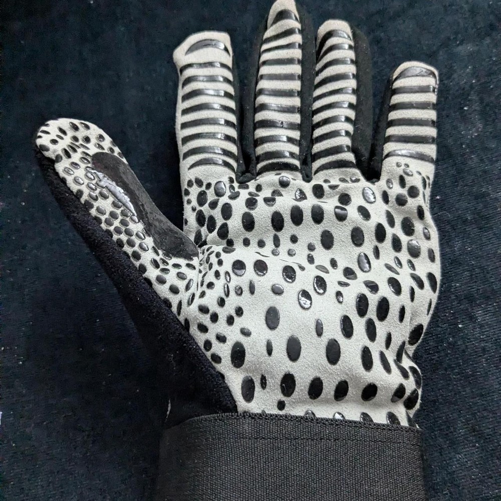 Safe Hands Hook and loop closure Mechanics Gloves Size M