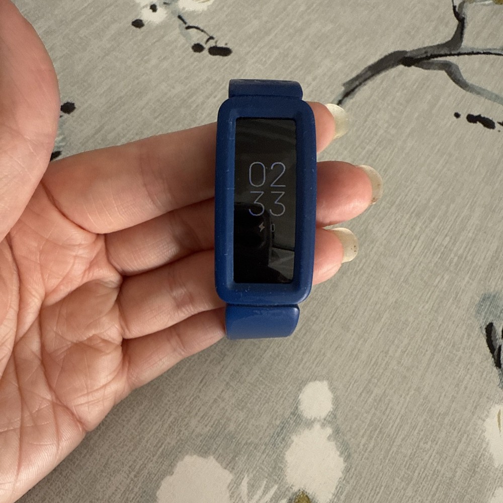 Fitbit Inspire Activity Tracker Working Small Band FB412 Tested
