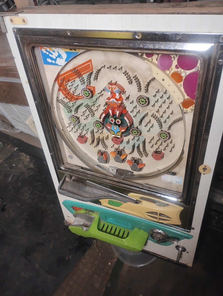 Antique Pinball Machine Not Tested