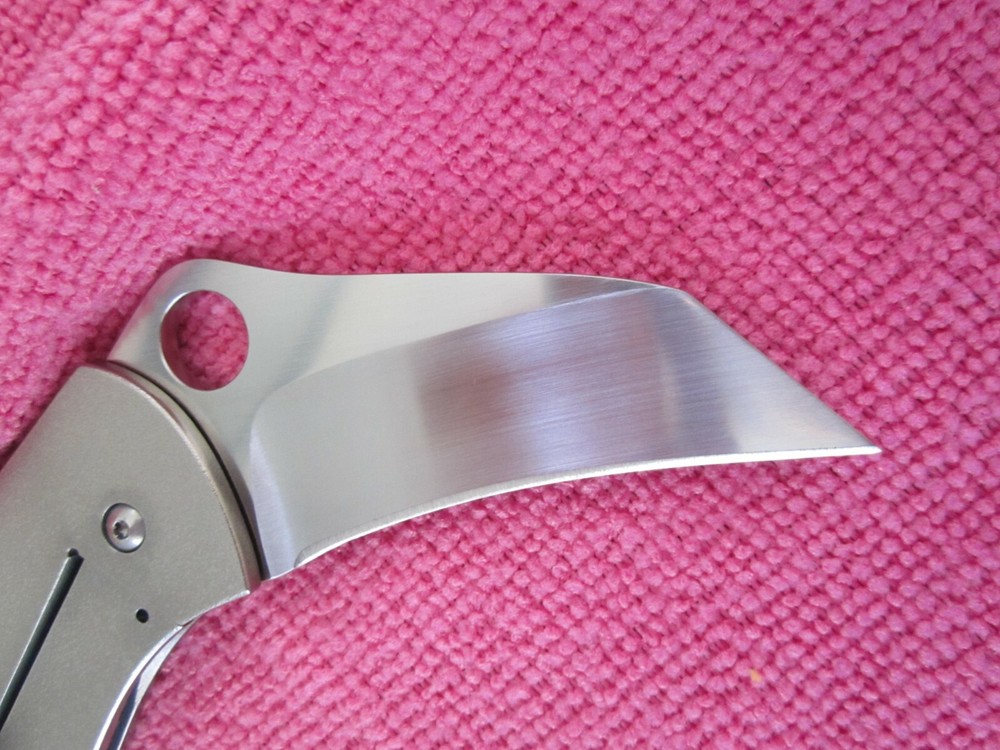 Michael J. Smith knife Custom folding Karambit