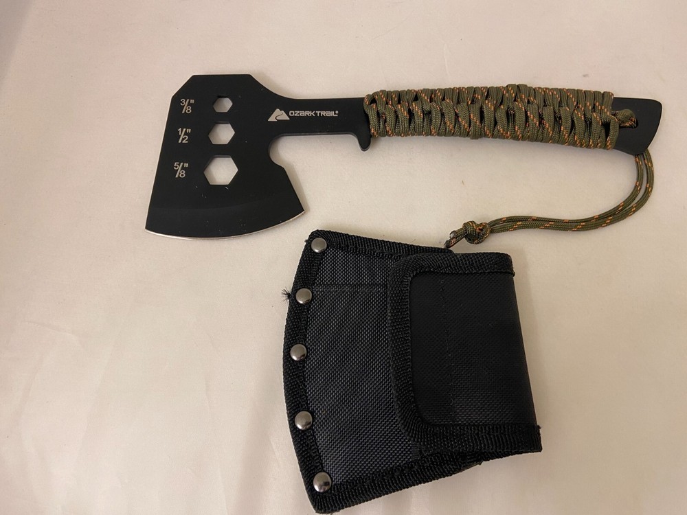 OZARK TRAIL HATCHET/AXE